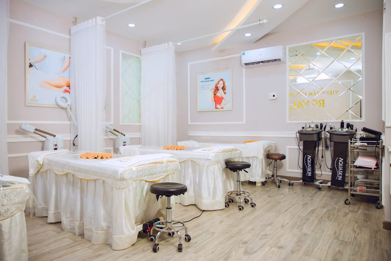 giá trị mụn tại spa bao nhiêu