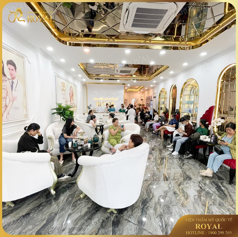 trị mụn tạu bình tân