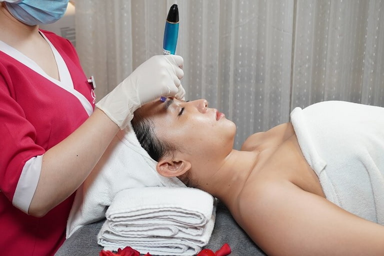 các phương pháp trị thâm mụn tại spa an toàn, hiệu quả cao