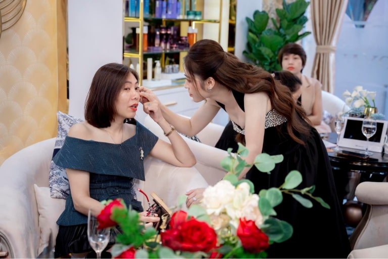 Được tư vấn trực tiếp về tình trạng mụn