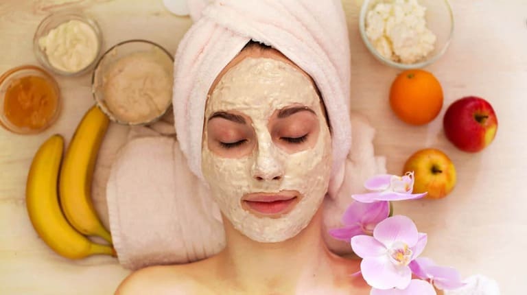 nặn mụn bị thâm nên làm gì