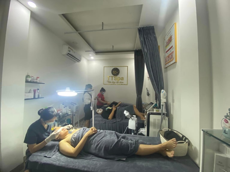 Những spa Nặn mụn quận 4 uy tín