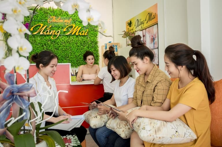 nặn mụn tại quận 9 an toàn hiện đại