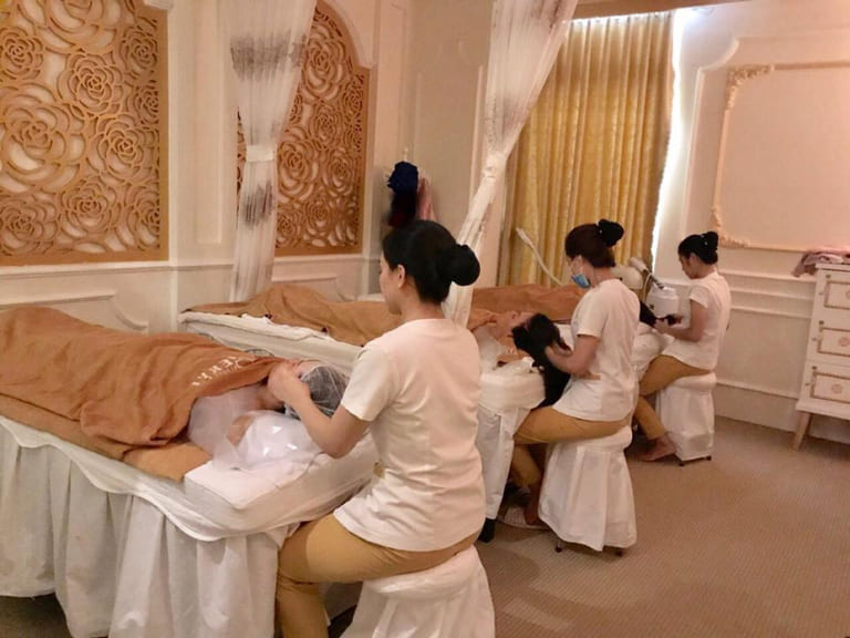 spa nặn mụn an toàn, uy tín