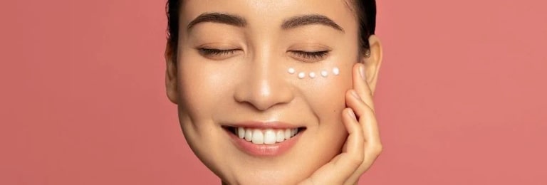 Hỗ trợ tăng cường hiệu suất chăm sóc da