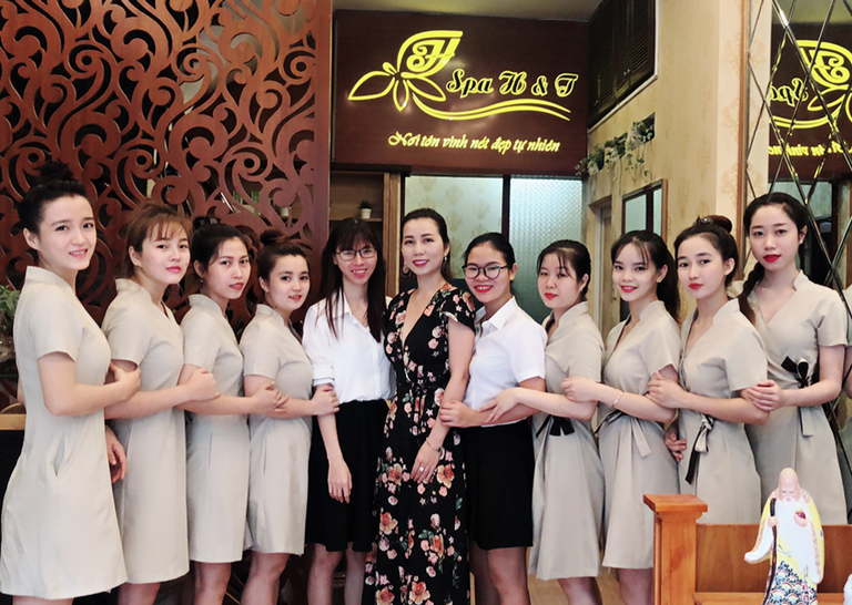 spa nặn mụn uy tín